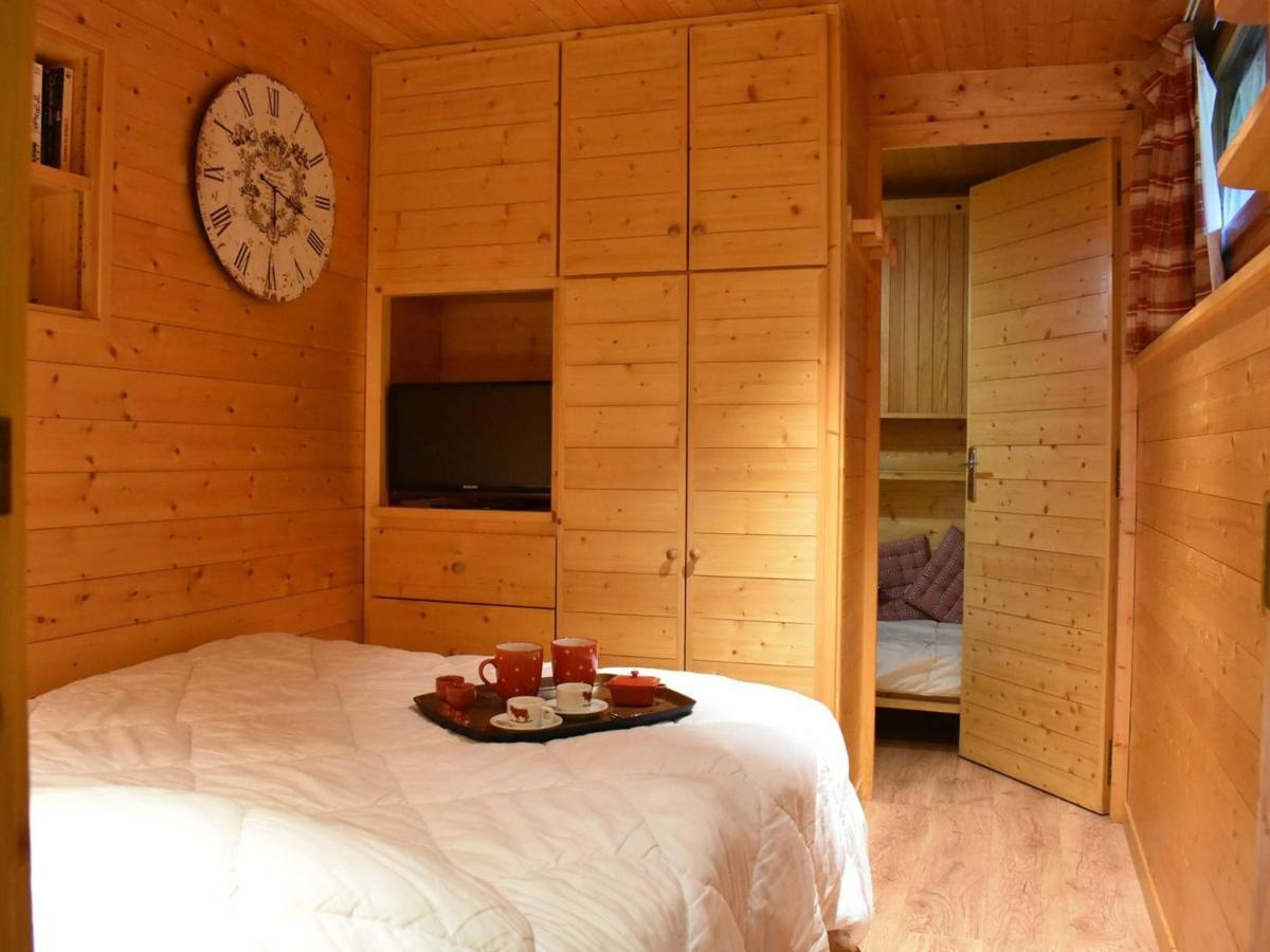 Appartement Cosy Avec Cheminee, Terrasse Et Parking, Proche Pistes Et Commerces - Meribel - Fr-1-180-552 Exterior photo