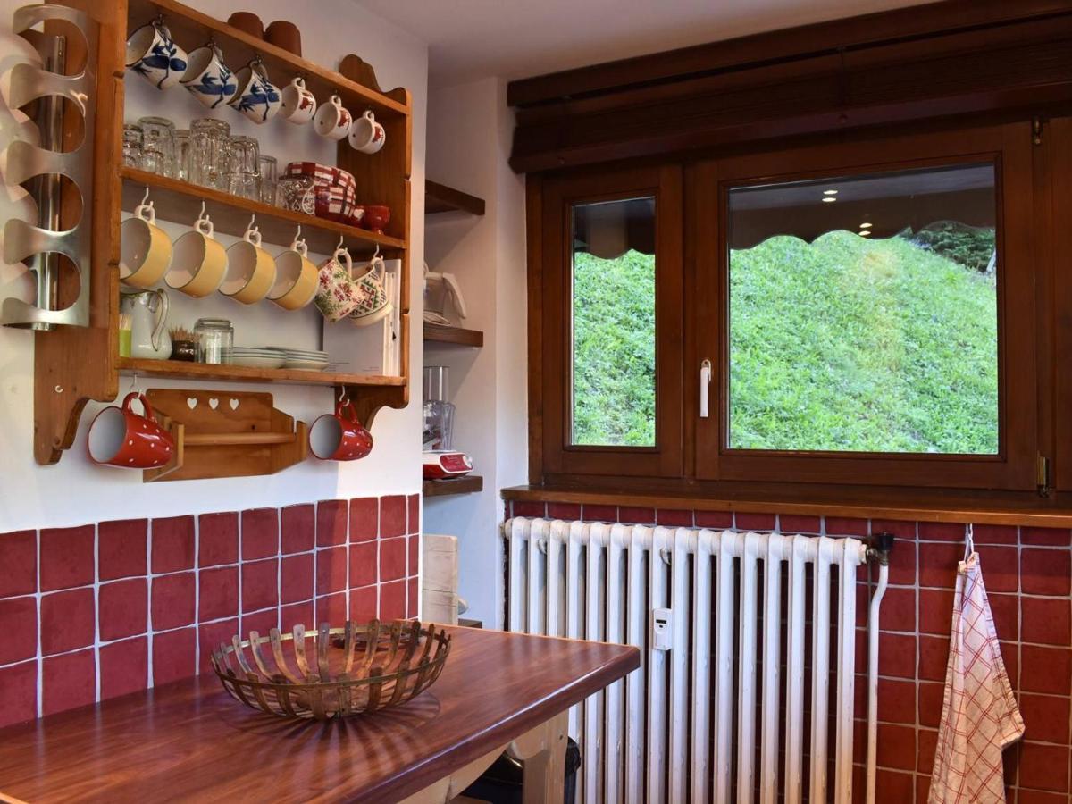 Appartement Cosy Avec Cheminee, Terrasse Et Parking, Proche Pistes Et Commerces - Meribel - Fr-1-180-552 Exterior photo