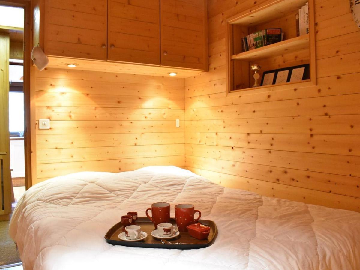 Appartement Cosy Avec Cheminee, Terrasse Et Parking, Proche Pistes Et Commerces - Meribel - Fr-1-180-552 Exterior photo