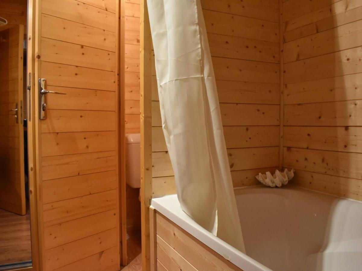 Appartement Cosy Avec Cheminee, Terrasse Et Parking, Proche Pistes Et Commerces - Meribel - Fr-1-180-552 Exterior photo